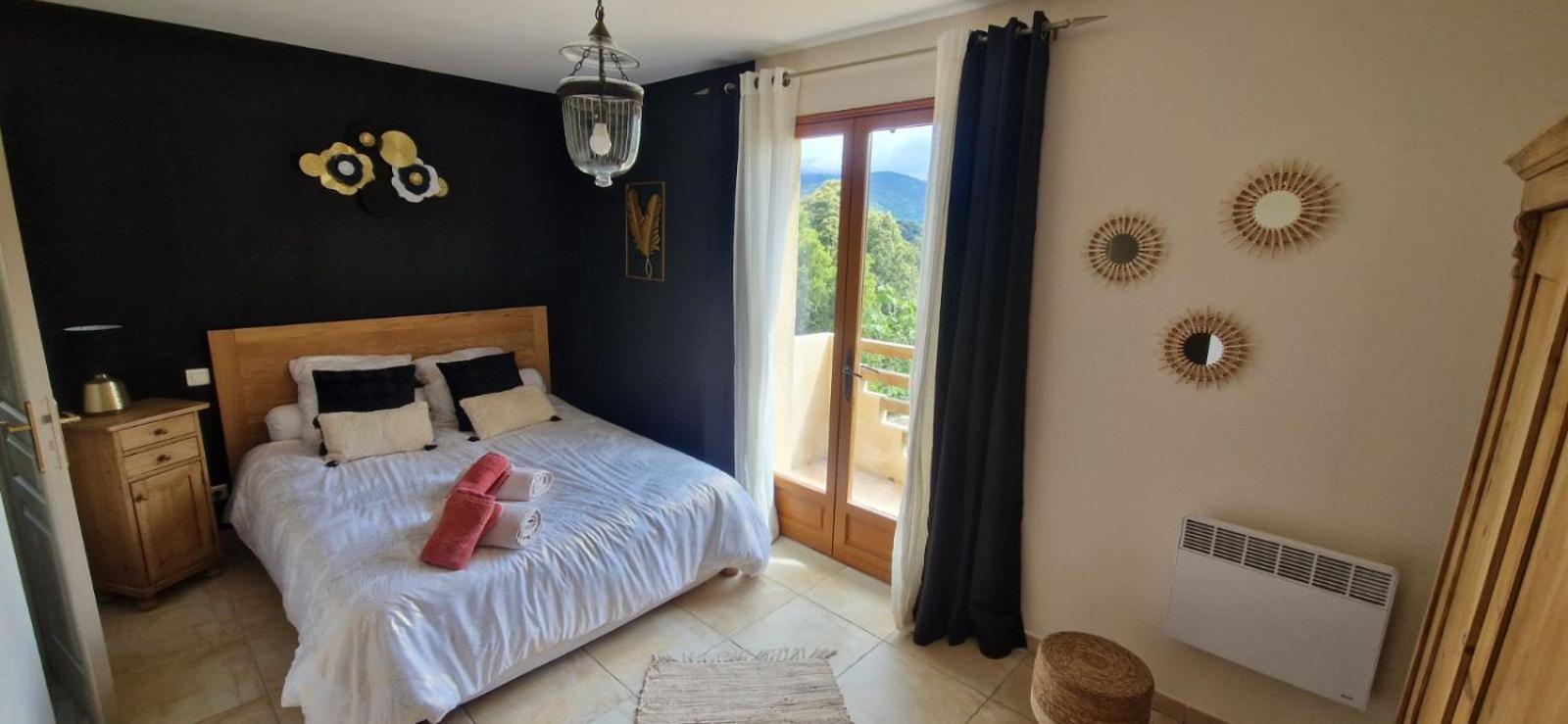 Bed and Breakfast Mare E Monti Chez Thomas Et Magali Vico Exterior foto